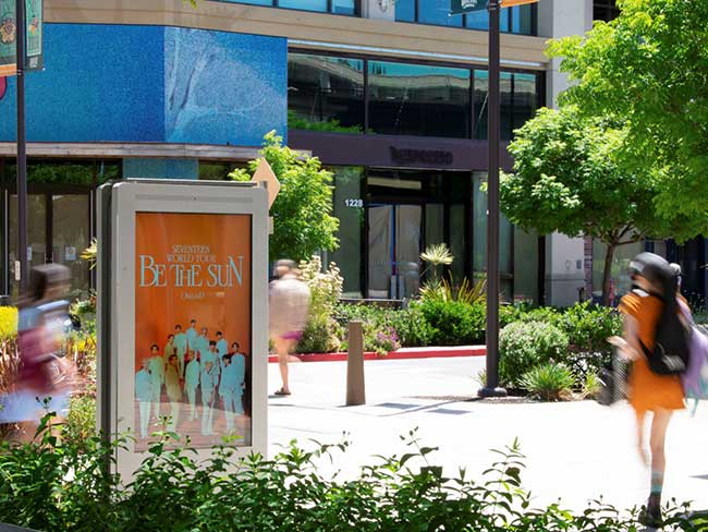 LiveNation Digital Mall Advertising