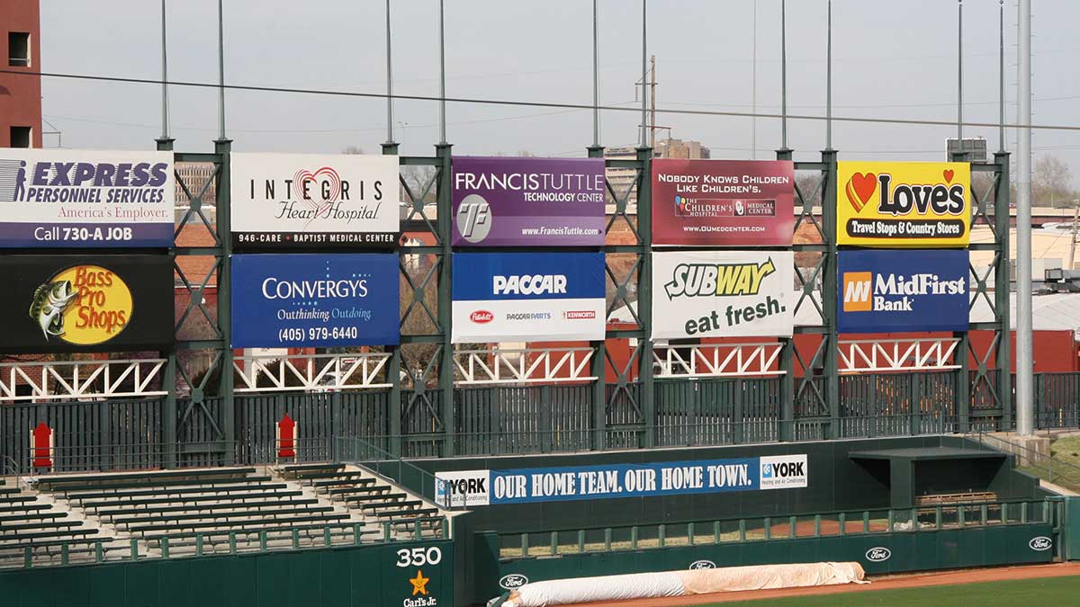 Stadium, Arena and Sports Team Advertising